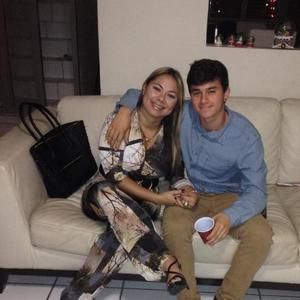 Meet your Posher, Paloma